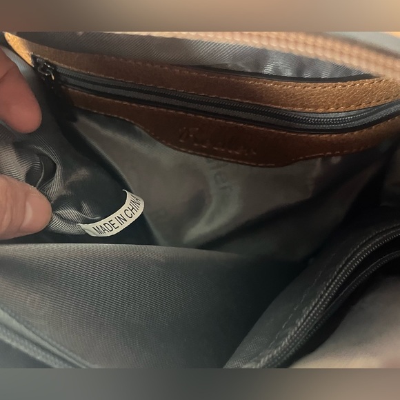 Realer Brown Faux Leather Bag Shoulder or Crossbody Purse Multiple Pockets - Picture 16 of 16